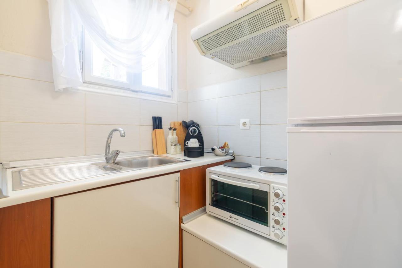 Stefanias Apartment ネオス・マルマラス エクステリア 写真