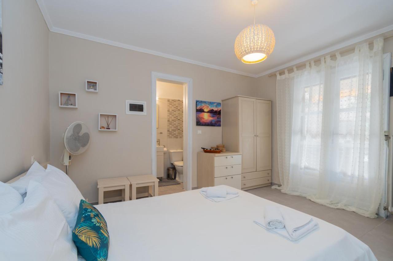 Stefanias Apartment ネオス・マルマラス エクステリア 写真