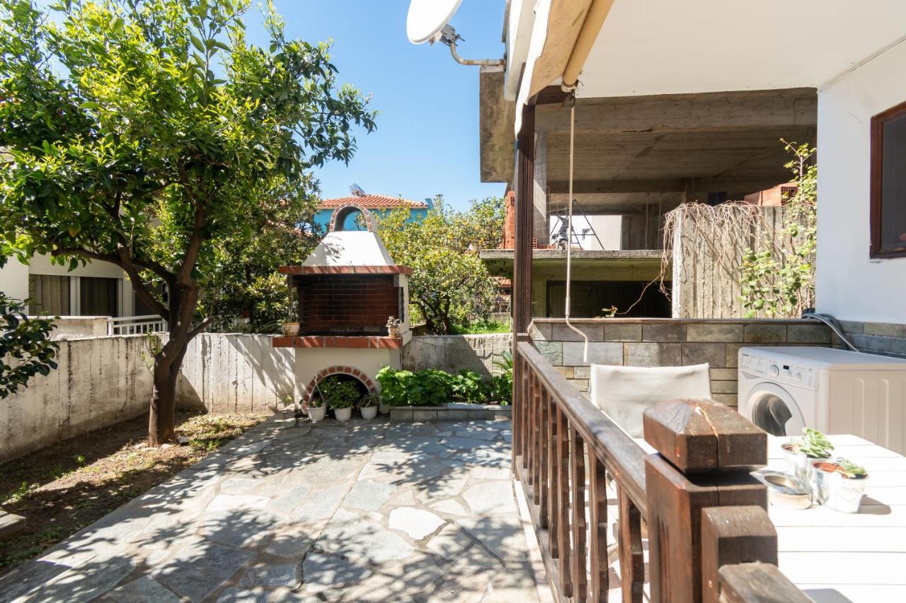 Stefanias Apartment ネオス・マルマラス エクステリア 写真