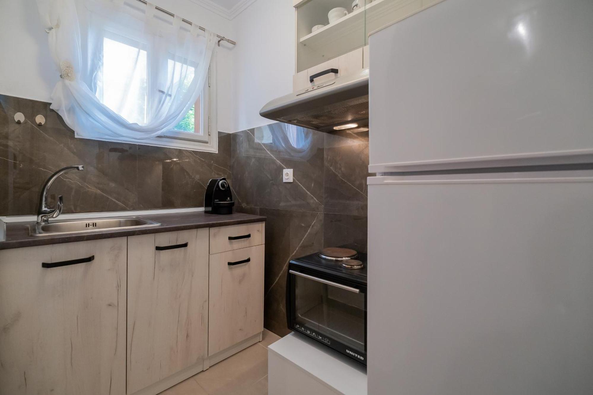 Stefanias Apartment ネオス・マルマラス エクステリア 写真